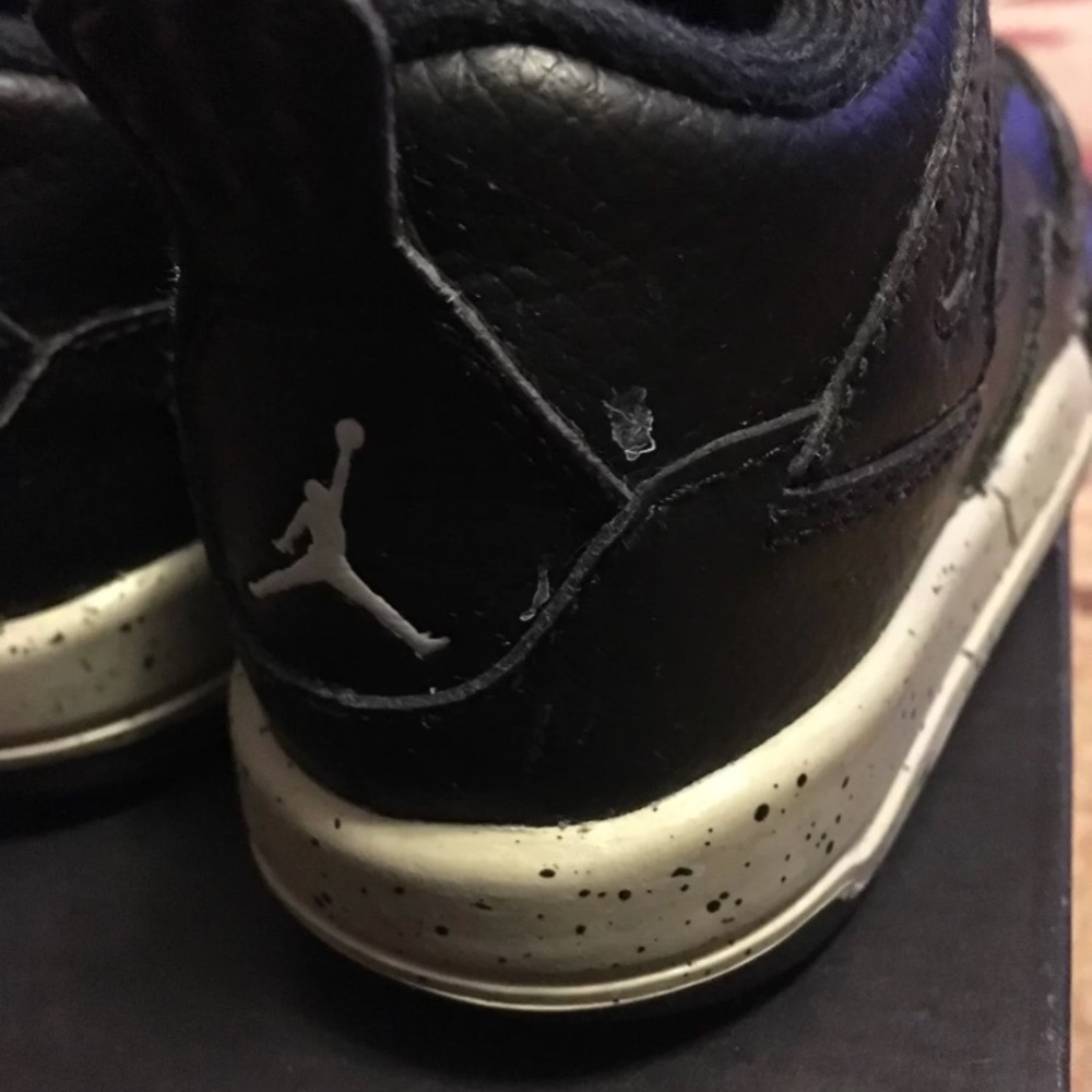 8c Jordan 4 retro